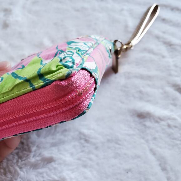 Lilly Pulitzer Zip Around Wristlet Card Wallet Please Read Description - Picture 12 of 13